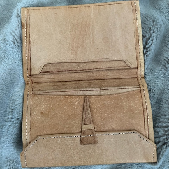 Marruecos (Morocco) Soft Leather Bi-Fold Wallet - Picture 3 of 4